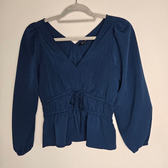 Madewell Tops - Madewell Navy Blue Seersucker Peasant Boho V-Neck Puff Sleeve Top XXS